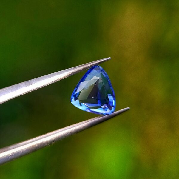 cornflower blue sapphire